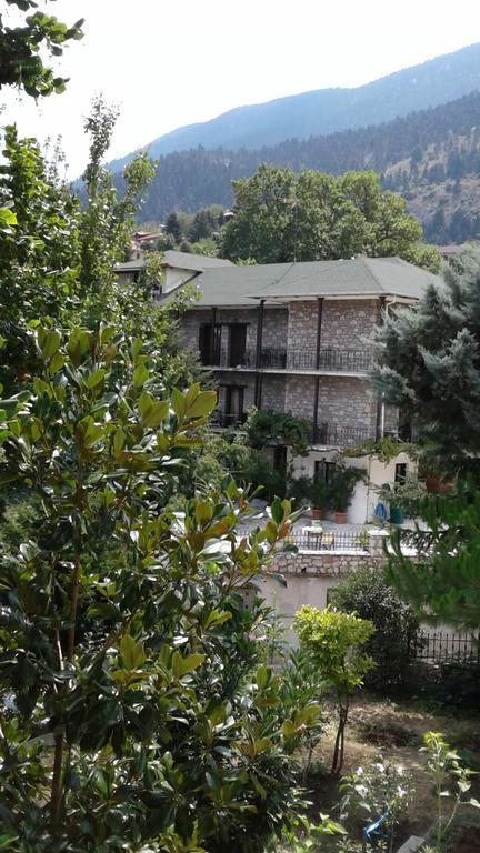 Guesthouse Alexandra Eptálofos Exterior foto